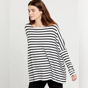 HATCH Collection® Maternity Long-Sleeve Tee Size S